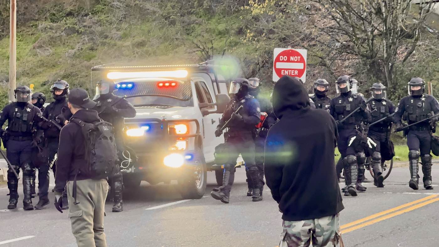 Anarchists at the 2026 No Kings Rallies : Reports from around the Country 8 image